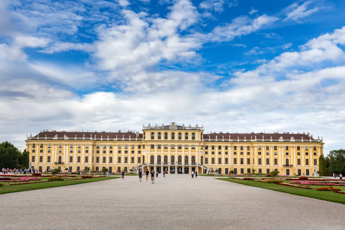 O que fazer em Viena: fachada do Palácio de Schönbrunn